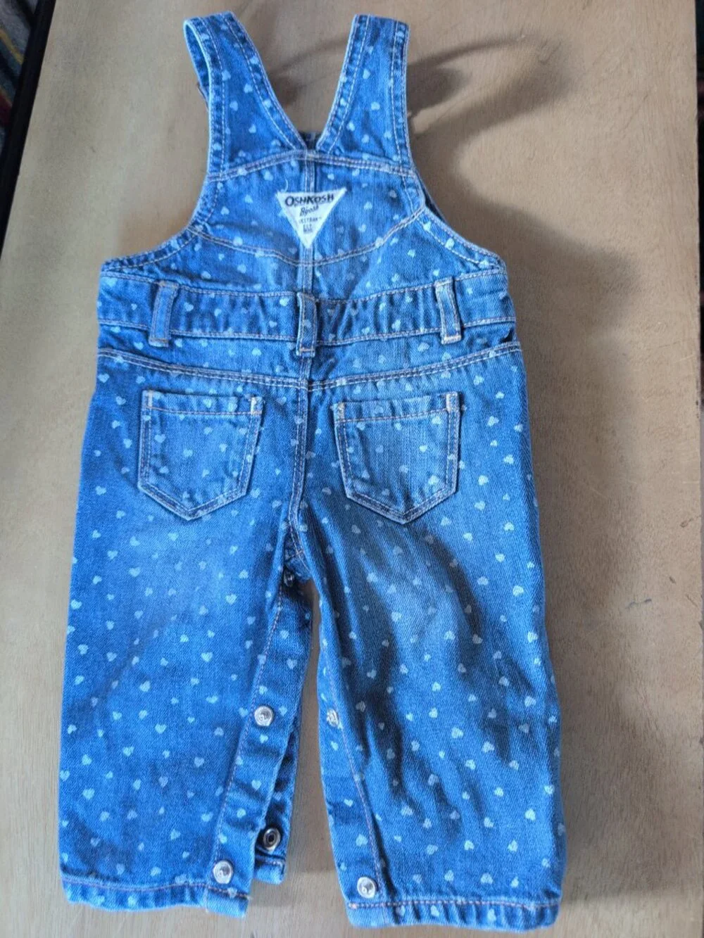 OshKosh B'gosh - Overalls - Heart Pattern -  Size 6 month - Leg snaps.